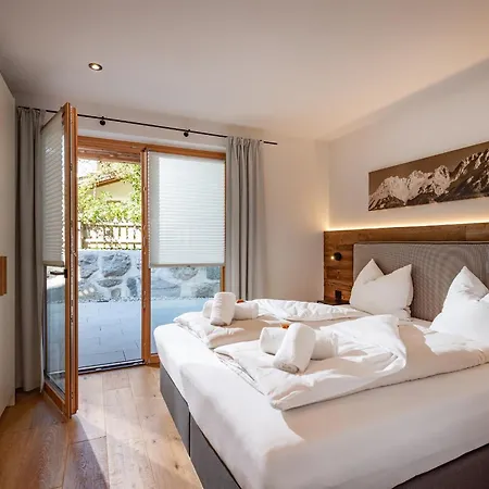 Sonnen-chalet Mit Großzügiger Terrasse *